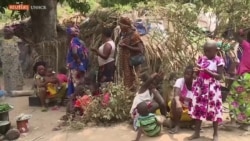 Des milliers de réfugiés centrafricains vivent dans des abris de fortune