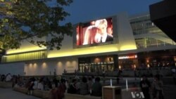 Outdoor Movies Gain Popularity in US