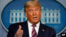 特朗普总统在白宫讲话 （美联社 2020年11月5日）