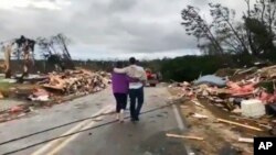 Uništeni domovi u okrugu Li u Alabami