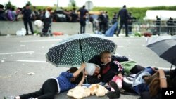 'Yan gudun hijira kan iyaka tsakanin Austria da Hangary