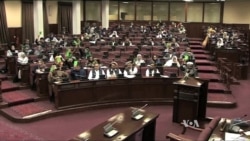 Afghan Parliament Extends Term