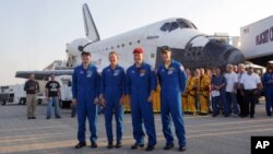 L'équipage du dernier vol de la navette Atlantis