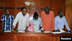 Lima orang dari 11 tersangka yang ditangkap terkait serangan bom terhadap Komplek hotel diNairobi, Kenya. 