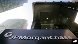 FILE - Exterior view of JPMorgan Chase offices in San Francisco, October 2008.