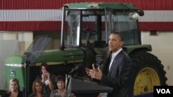 Presiden Barack Obama memberikan pidato pada Forum Ekonomi Perdesaan di Peosta, Iowa (16/8).