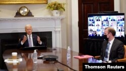 Yirik kompaniyalar rahbarlari bilan video orqali muloqot paytida