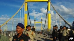 ទិដ្ឋភាព​ស្ពាន​ពេជ្រ​ក្រោយ​ឧបទ្ទវហេតុ​រត់​ជាន់​គ្នា​មួយ​ ដែល​បាន​បណ្តាល​ឲ្យ​​មនុស្ស ​៣៥១នាក់​ ស្លាប់ និង ៣៩៥នាក់​ផ្សេងទៀត ​បា​នទទួល​រងរបួស។ ​