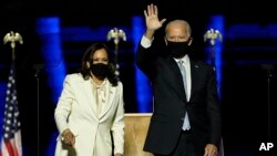 Prezidentlikka saylangan Jo Bayden va vitse-prezidentlikka saylangan Kamala Harris 