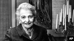 赛珍珠以中国题材作品获得诺贝尔文学奖