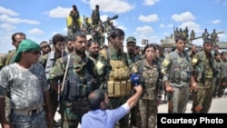 Suriyadagi kurd jangchilari shimoldagi Raqqa shahrini "Islomiy davlat" changalidan xalos etishga kirishdi. 