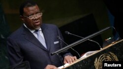 Le président namibien Hage Geingob devant l'assemblée de l'ONU pour la 70e session à New York, le 29 septembre 2015.