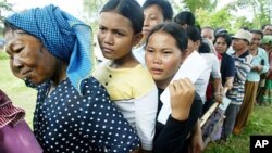 In March, Hun Sen ordered the Anti-Corruption Unit to look into the growing sector of recruitment, following death of Seung Sina earlier this month at the T&P company’s center in Phnom Penh.