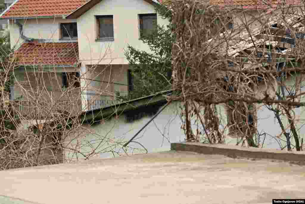 Remains of night club in Kochani, North Macedonia, where fire took at least 59 young lifes, and more than 150 injured.