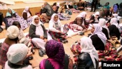 中国女子艺术体操队在里约奥运会的预赛中（2016年8月20日）。中国队获得预赛第11名无缘决赛。中国艺术体操队由赵敬楠、张玲、鲍语晴、杨晔、舒思瑶组成<br />
&nbsp;