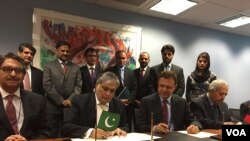 قرارداد میان پاکستان و افغانستان در حضور جیم یانگ کیم رئیس بانک جهانی امضأ شد