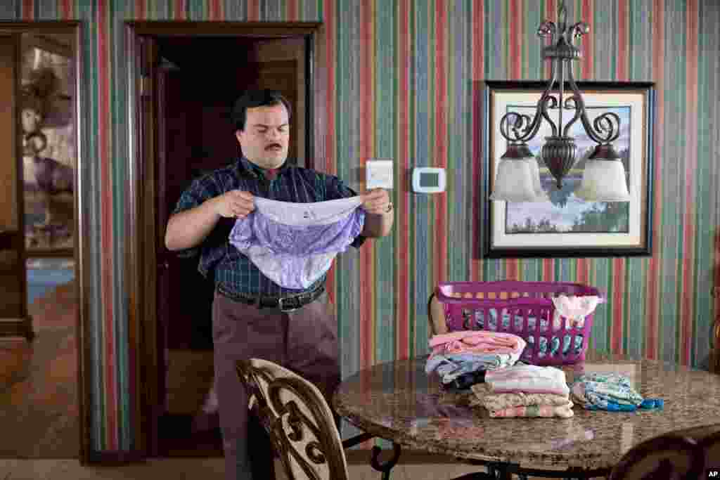 Jack Black in a scene from &quot;Bernie&quot; (Photo courtesy Millennium Entertainment)