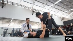 Martial Art Jiu Jitsu Gains Popularity in Cambodia