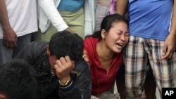 Typhoon Bopha Pounds Southern Philippines