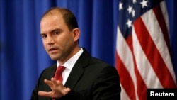 အမေရိကန်သမ္မတအိုဘားမားရဲ့ အနီးကပ်အကြံပေးလည်းဖြစ်၊ အမျိုးသားလုံခြုံရေး ဒုအကြံပေးအရာရှိလည်းဖြစ်တဲ့ မစ္စတာ Ben Rhodes 