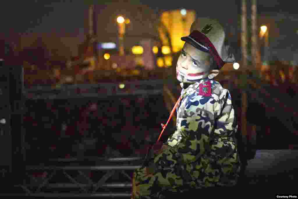 Celebrations Sunday evening in Cairo's Tahrir Square of Abdel Fattah el-Sissi's inauguration as Egypt's new president. Courtesy - Hamada Elrasam. 