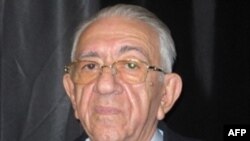 Vəfa Quluzadə: Amerika Rusiya əlaqələri bir-birinə zidd olan iki sistemin münasibətləridir