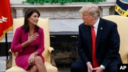 نشست خبری پرزیدنت ترامپ و نیکی هیلی سفیر آمریکا در سازمان ملل متحد در کاخ سفید - ۹ اکتبر ۲۰۱۸