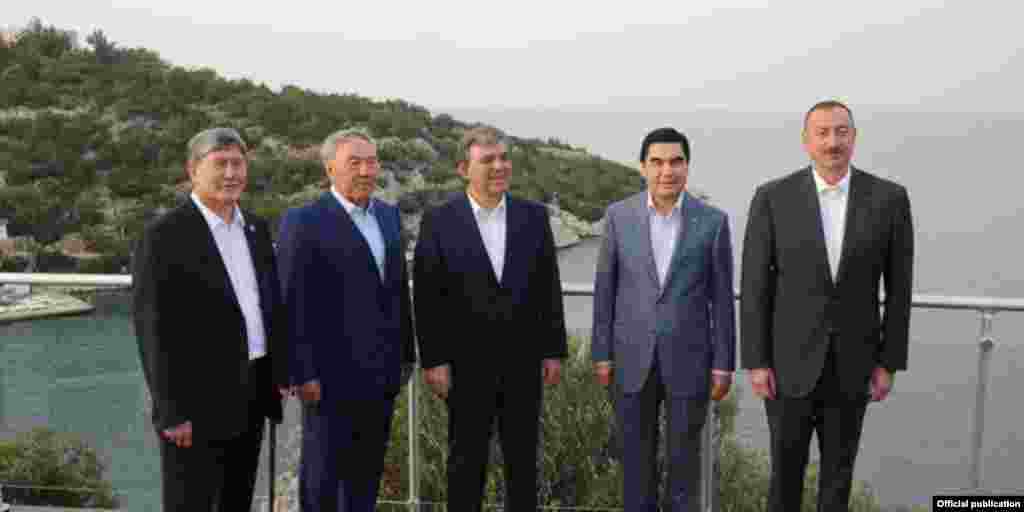 Azərbaycan, Türkiyə, Qazaxıstan, Türkmənistan və Qırğızıstan prezidentləri 