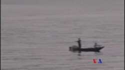 Pêche artisanale des fretins sur le lac Kivu à Goma (vidéo)