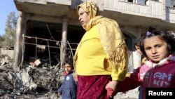 Suriyaning kurdlar nazorati ostidagi Tel Tamer shahri, 11-dekabr, 2015-yil.