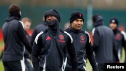 ຮູບພາບຈາກການເຝິກຫັດຂອງທີມເຕະບານແມນແຊສເຕີ ຢູໄນເຕັດ ທີ່ສະໜາມໂອລແທຣຟເຟີີີຣ໌ດ ປະເທດອັງກິດ, ວັນທີ 11 ທັນວາ 2024.