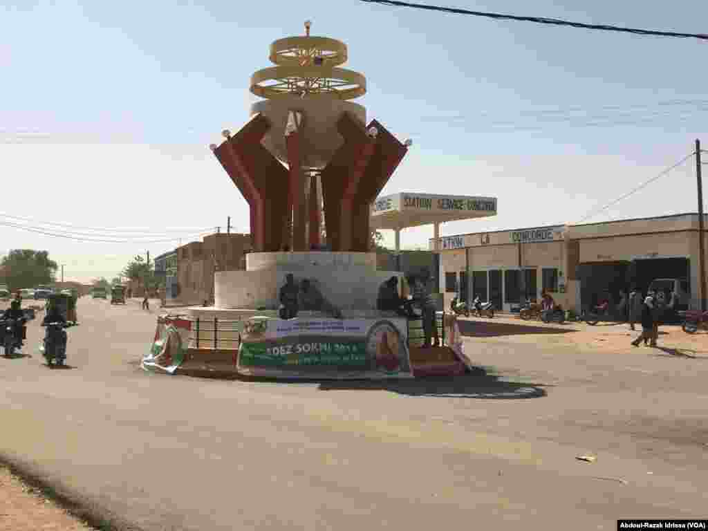 Lors du Fima 2016 dans la ville d'Agadez, le 17 décembre 2016 au Niger. (VOA/Abdoul-Razak Idrissa)