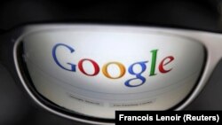 Des scientifiques de Google ont annoncé une nouvelle percée vers le futur ordinateur quantique, avec une expérience qui réduit significativement le taux d'erreur, obstacle majeur vers ce "Graal".