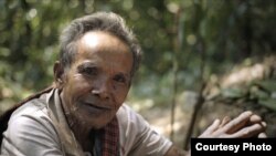 FILE PHOTO - An elder of "Chong" ethnic indigenous community in Areng valley. (Courtesy Photo)