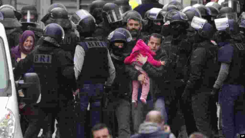 ፈረንሣይ ከተማ ሳን ደኒ (Saint-Denis) ውስጥ የተካሄደ ፀረ-ሽብር ዘመቻ