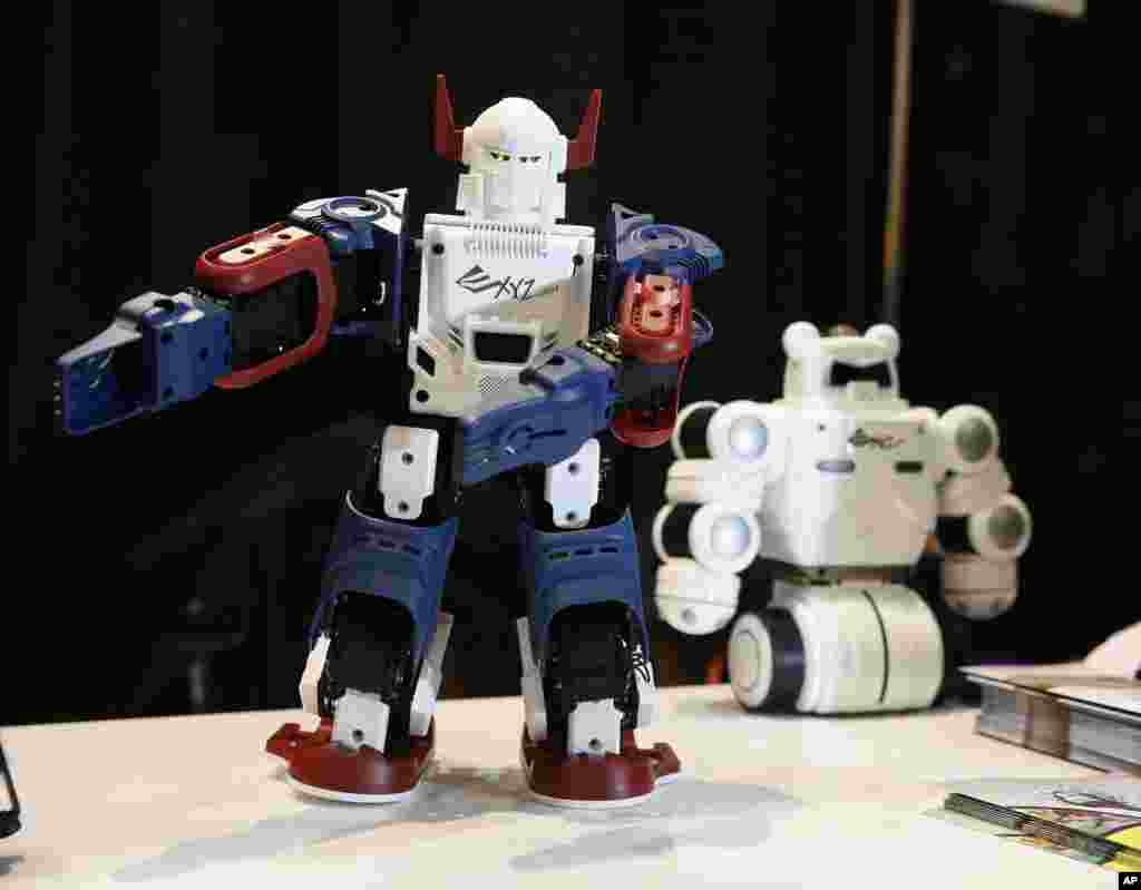 The XYZ Printing Bolide Y-01 Robot is on display at CES Unveiled, a media preview event for CES International, Jan. 4, 2016, in Las Vegas. The robot is able to accept printable parts to change the look. 