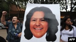 Protes terhadap pembunuhan aktivis lingkungan hidup Berta Caceres, di La Esperanza, 200 km baratdaya Tegucigalpa, 3 Maret 2016.