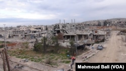 ភាព​ខ្ទេច​ខ្ទី​ក្នុង​ក្រុង​ Kobani បន្ទាប់​ពី​ការ​វាយ​ប្រហារ​របស់​ក្រុម​រដ្ឋ​អ៊ីស្លាម​និយម​អស់​រយៈពេល​៥ខែ។