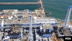 PLTN Fukushima yang rusak akibat gempa dan tsunami di Jepang.