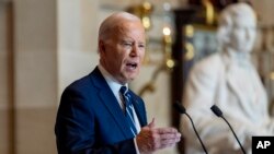 រូបឯកសារ៖ លោកប្រធានាធិបតី Joe Biden ថ្លែង​នៅ​ក្នុងកម្មវិធី National Prayer Breakfast ​នៅ​វិមាន​កាពីតូល ក្នុង​រដ្ឋធានី​វ៉ាស៊ីនតោន កាលពី​ថ្ងៃទី១ ខែកុម្ភៈ ឆ្នាំ២០២៤។