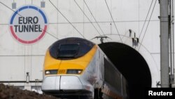 Kereta api cepat dari Inggris ke Perancis “Channel Tunnel” (foto: dok).