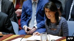 니키 헤일리 유엔주재 미국대사가 22일 안보리 회의에서 새 대북제재 결의 2397호가 채택된 후 발언하고 있다.