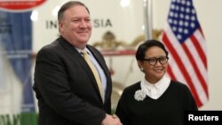 Menlu AS Mike Pompeo dan Menlu Indonesia Retno Marsudi dalam pertemuan di Jakarta, 4 Agustus 2018.
