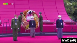 ၇၄ နှစ်မြောက် အာဇာနည်နေ့ အခမ်းအနားမြင်ကွင်း။ (ဓာတ်ပုံ - MWD via AP ၀၇၊ ၁၉၊ ၂၀၂၁)