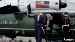 Президент США Джо Байден з дружиною Джил