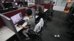 Philippines Call Center Workers Cope With Advantages, Disadvantages of Industry