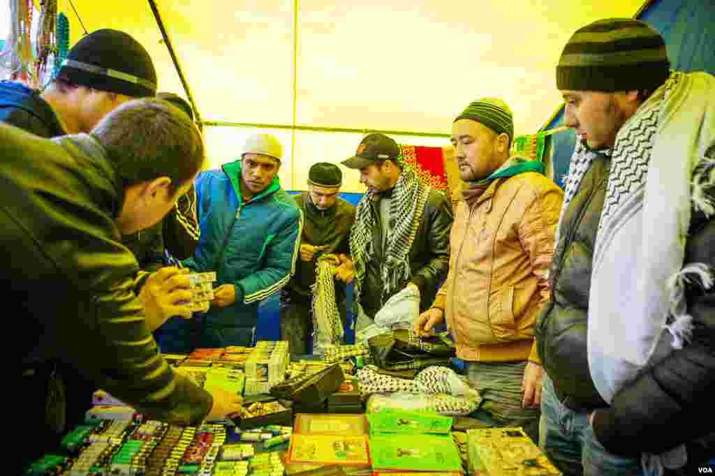 Moskva, 15-oktabr 2013, (Vera Undritz for VOA)