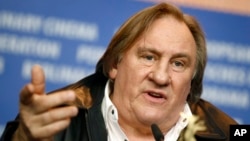L' acteur Gerard Depardieu lors de la conférence de presse pour le film 'Saint Amour' au Festival du Film de Berlin en Allemagne, le 19 février 2016. 