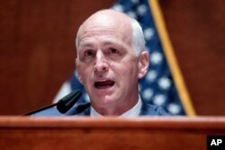 애덤 스미스 군사위 민주당 간사