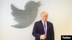 Presiden AS Donald Trump terus melanjutkan kampanyenya di Twitter (foto: dok).